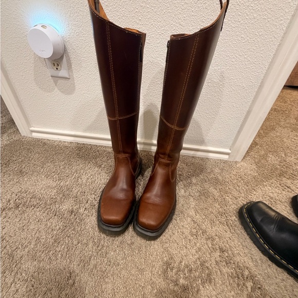 Dr. Martens Amaayah Hi Brown Knee-High Leather Boots - Picture 3 of 4